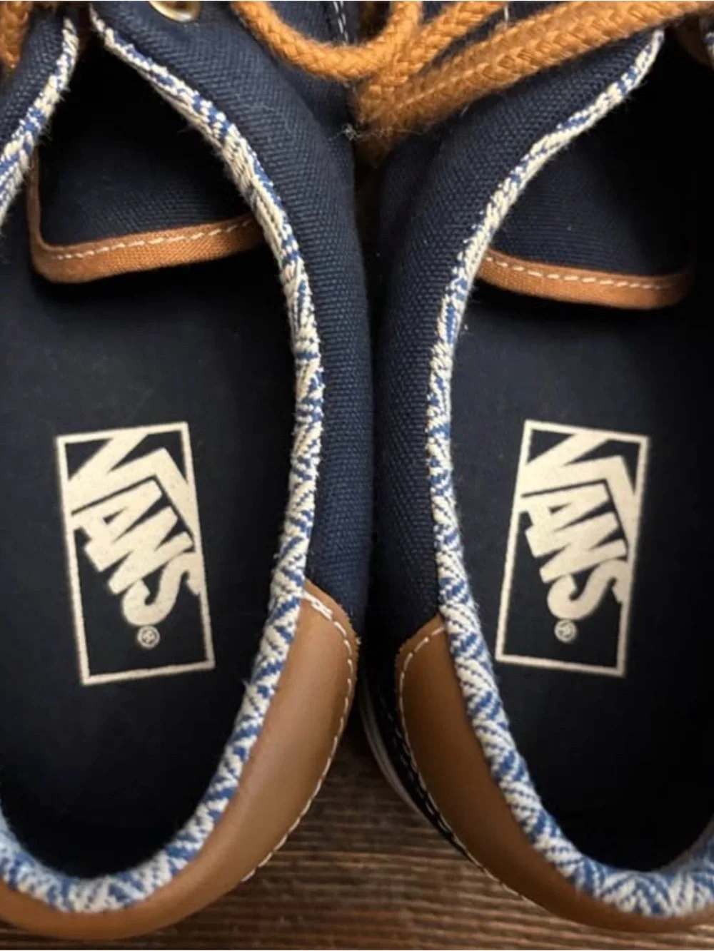 Vans Men’s Navy Canvas Low-Top Sneakers with Tan Accents